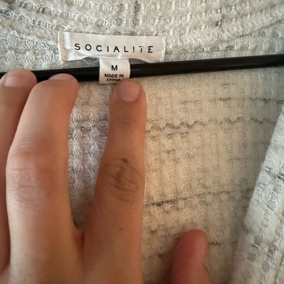 Front tie button up casual shirt - Picture 3 of 3